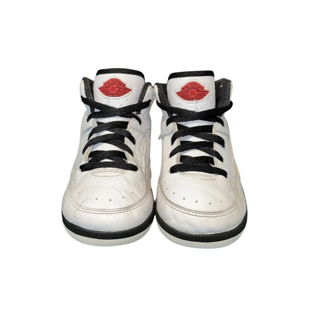 Nike Air Jordan 2 Retro Chicago White Red Black Toddler Shoes 9C‎ DQ8563-106
